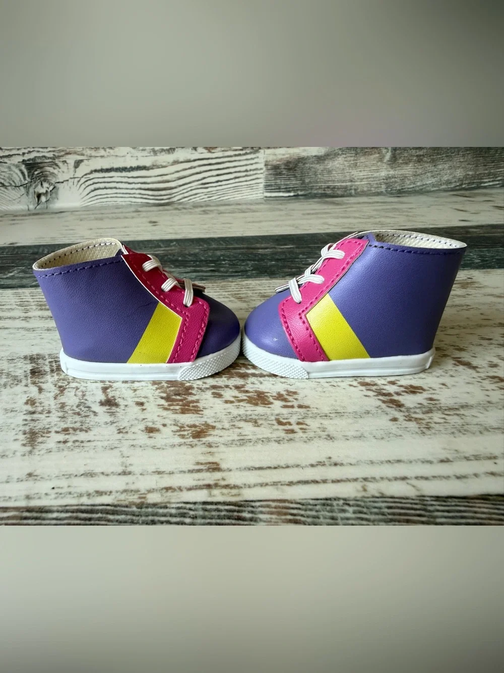 American Girl Doll Truly Me SHOW Your SPORTY SIDE Meet Outfit - 18” Doll SHOES